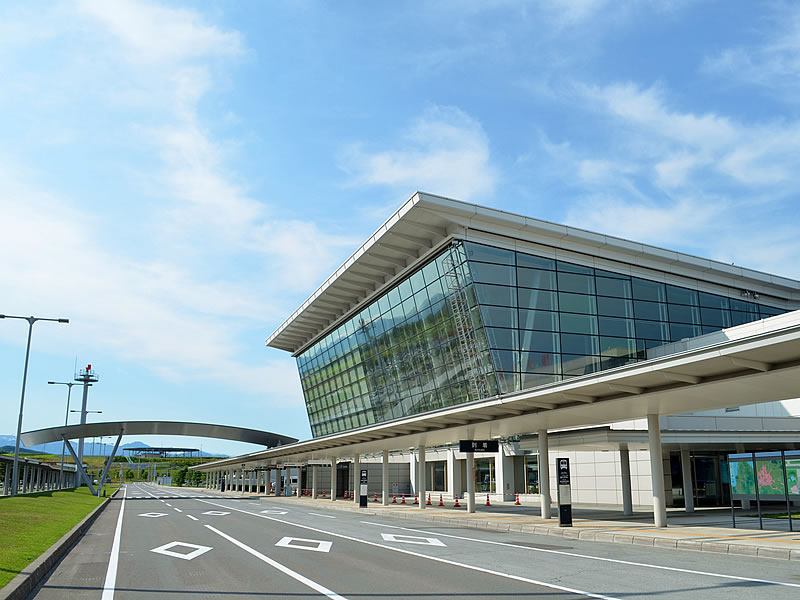 Company Profile 旭川空港ターミナル